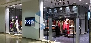 Бутик женской одежды Escada Sport в ТЦ Смоленский Пассаж