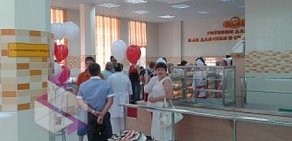 Столовая-кулинария Пышка в торгово-развлекательном комплексе Баку