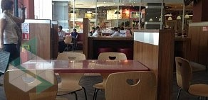 Ресторан быстрого питания KFC в бизнес-центре Кавказ