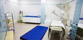 Медицинский центр для взрослых и детей Кия на улице Братьев Кашириных