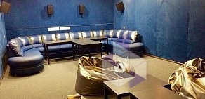 Кино-кафе Lounge 3D cinema на улице Цвиллинга
