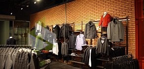 Магазин одежды Springfield в ТЦ Лето
