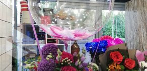 Салон цветов KARNAVAL ЦВЕТЫ & ШАРЫ, воздушных шаров и оформления праздников на Троицком проспекте, 56