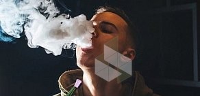 Центр паровых коктейлей Smoke and Play на Фурштатской улице