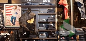 Магазин джинсовой одежды Lee