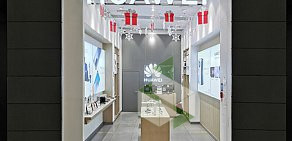Фирменный магазин Huawei на метро Деловой центр