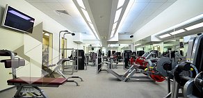 Фитнес-клуб East West Fitness & Pilates Studio на улице Усачёва