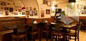 Кафе-бар Duckstar's на метро Трубная