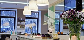 Салон красоты Фен Dry Bar на метро Баррикадная