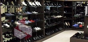 Магазин итальянской обуви Iris в ТЦ Мелодия