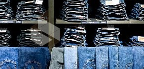 Магазин одежды Levi&#039;s в ТЦ Румба