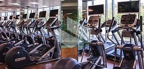 Gold’s Fitness в гостиничном комплексе Hampton by Hilton