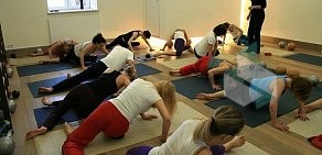 Студия йоги Ямуна боди роллинг