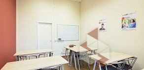 Школа иностранных языков Alibra School на проспекте Просвещения