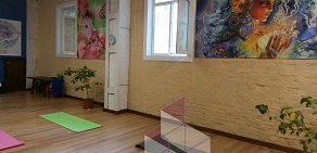 Студия йоги для начинающих на Хуторской улице