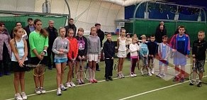Школа тенниса Триумф в Кировском районе