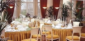 Ресторан Русская Версалия в отеле Балтийская Звезда