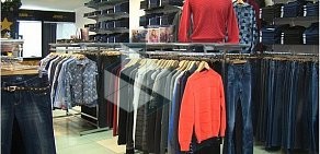 Магазин одежды Jeans way в ТЦ Каскад