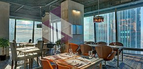 Панорамный ресторан-бар Aviator в Москва-Сити
