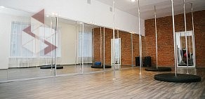 Cтудия обучения танцам на пилоне Еmotion Pole dance & sport studio