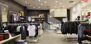 Магазин одежды Zolla в ТЦ Калининград Плаза