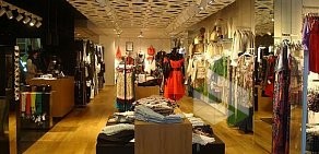 Магазин одежды Mango в ТЦ Сити Молл