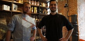 Виннерия bar&kitchen на улице Восстания, 35