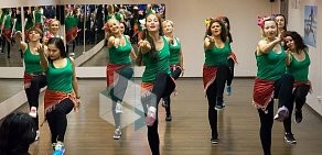 Сеть фитнес-клубов RaiSport на метро Пражская