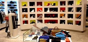 Сеть магазинов одежды и обуви Lacoste в ТЦ Европарк