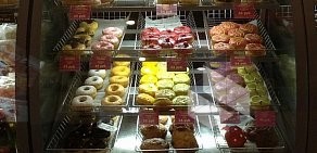 Кафе Dunkin`Donuts на метро Крымская