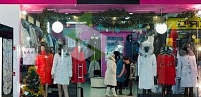 Магазин женской верхней одежды Ланика в ТЦ Континент