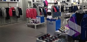 Сеть магазинов Adidas в ТЦ Тройка