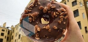 Пончиковая FANOFDONUTS на улице Рубинштейна