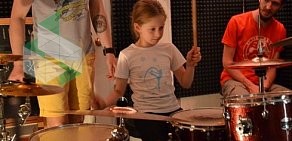 Школа по обучению игре на барабанах Дробь