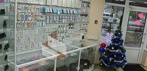 Магазин товаров для наращивания ногтей и ресниц SiNail на улице Генерала Лизюкова, 75