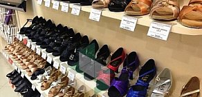 Магазин обуви и одежды для танцев Пора танцевать! на метро Автозаводская 