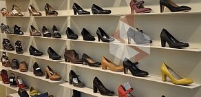 Обувной магазин ECCO в ТЦ Золотой Вавилон