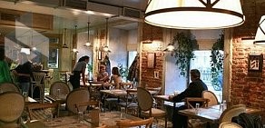 Ресторан Денисов и Николаев на метро Садовая
