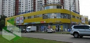 Торговый центр Тропарёво на метро Тропарёво