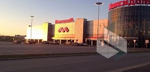 Гипермаркет Максидом на улице Маршала Жукова