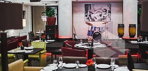 Ресторан Tatler Club в отеле Radisson Royal Hotel
