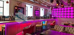 MONICABELLUCCI bar & karaoke & lounge