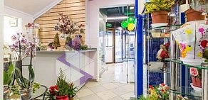 Компания по доставке цветов Stereo Flowers на метро Каховская