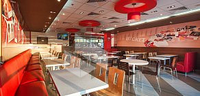 Ресторан быстрого питания KFC в ТЦ Панорама в Черёмушках