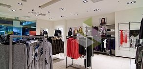 Магазин женской одежды Olsen в ТЦ Капитолий