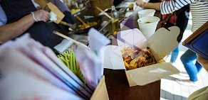 Служба доставки китайской еды в коробочках WokaWoka