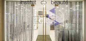 Салон красоты Institut de beаute на улице Льва Толстого, 9