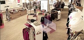Магазин одежды Quiksilver в ТЦ Зенит