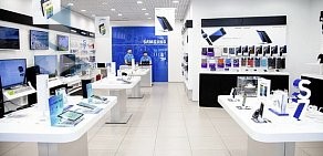 Фирменный магазин Samsung в ТЦ Невский Центр