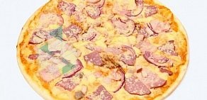 Сеть магазинов разливного пива и итальянской пиццы на вынос Pizzashop на Революционной улице